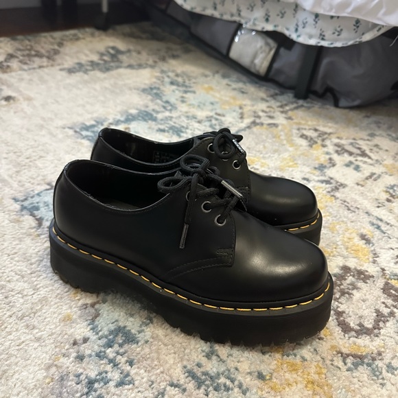Womens Doc Martens - Picture 3 of 6
